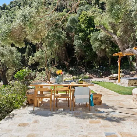 Vila Sea Whisper Beachfront Reached Only By Boat