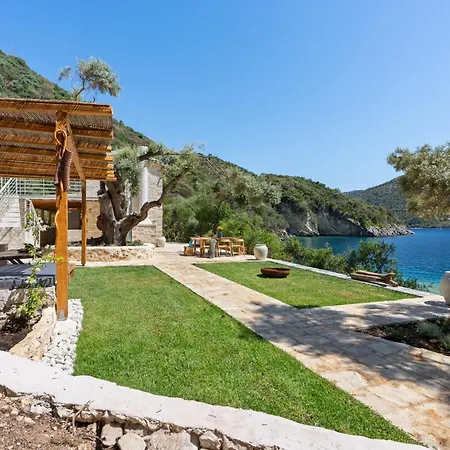 Sea Whisper στην παραλία πρόσβαση μόνο με σκάφος * Μικρός Γιαλός