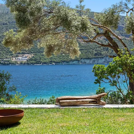 Sea Whisper στην παραλία πρόσβαση μόνο με σκάφος *